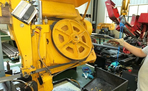 博白金属带锯床的日常使用和保养注意事项！